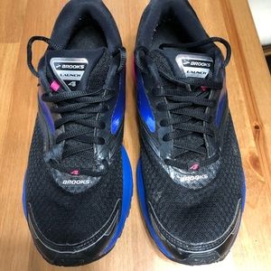 Brooks Launch 4 women’s size 8